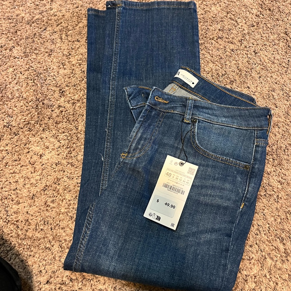 Zara low rise cropped jeans